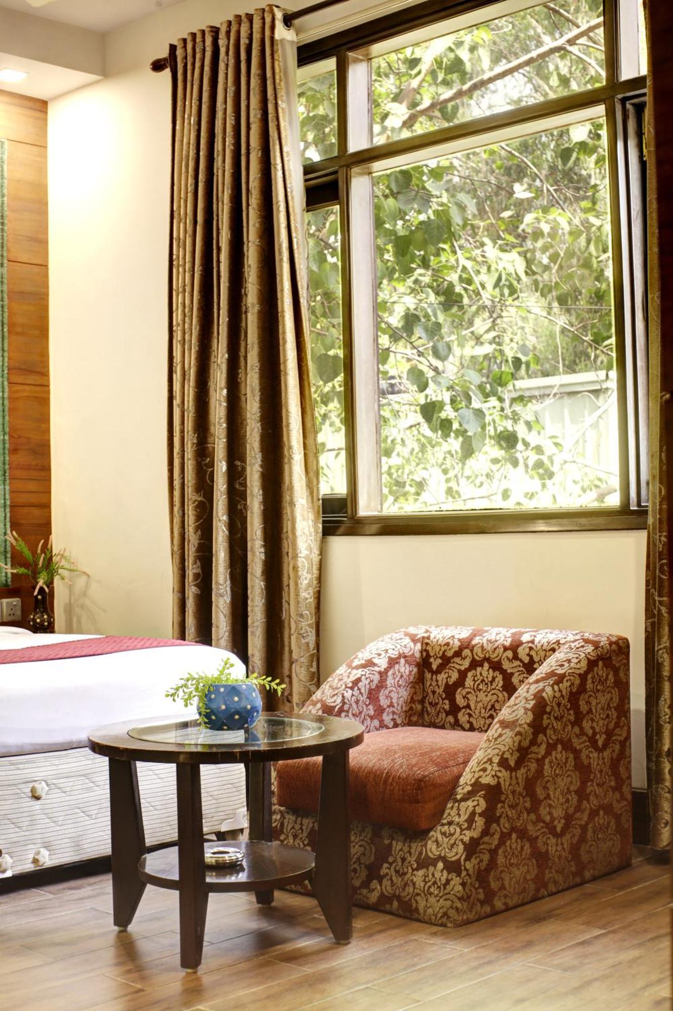 Hotel Good Times Near Ganga Ram Hospital And Karol Bagh Metro 德里 外观 照片