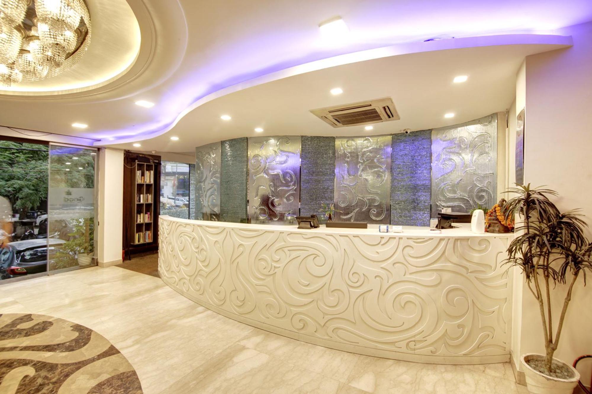 Hotel Good Times Near Ganga Ram Hospital And Karol Bagh Metro 德里 外观 照片