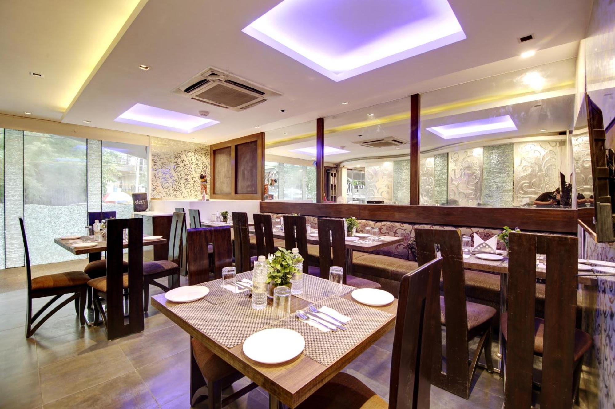 Hotel Good Times Near Ganga Ram Hospital And Karol Bagh Metro 德里 外观 照片